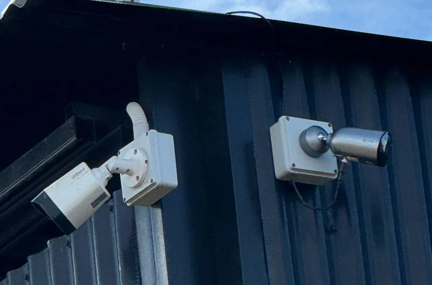 Variedad de cámaras de seguridad incluidas en el plan de comodato sin inversión inicial de Solutec